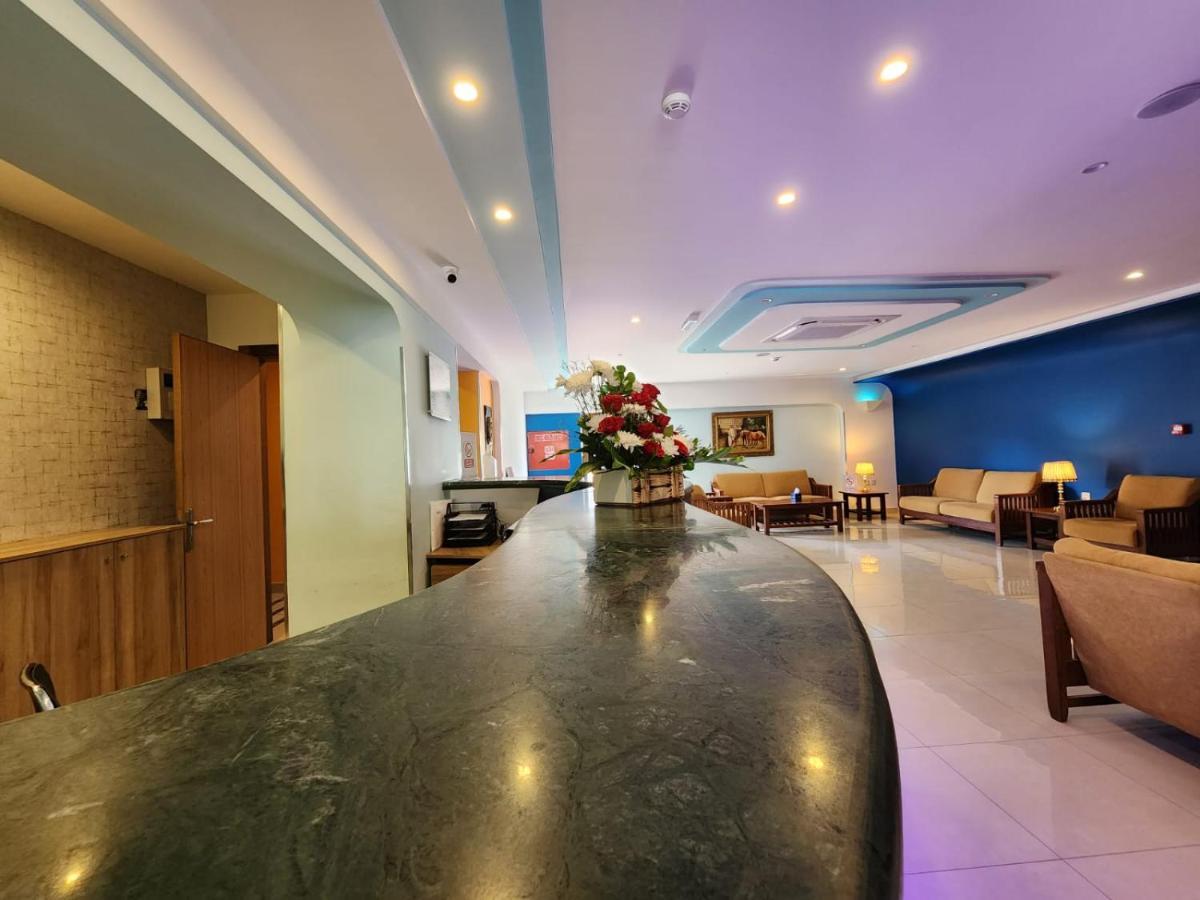 Aquavista Hotel & Suites Aqaba Exterior photo