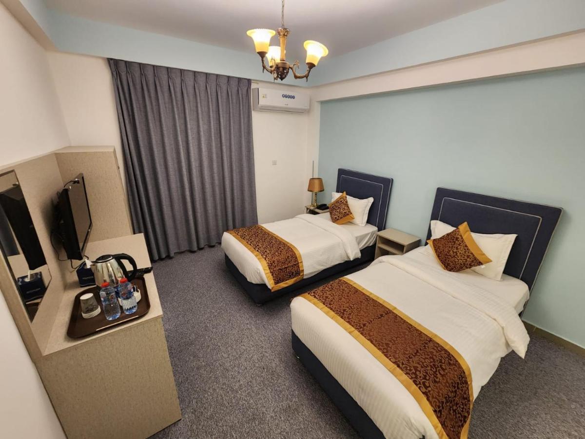 Aquavista Hotel & Suites Aqaba Exterior photo