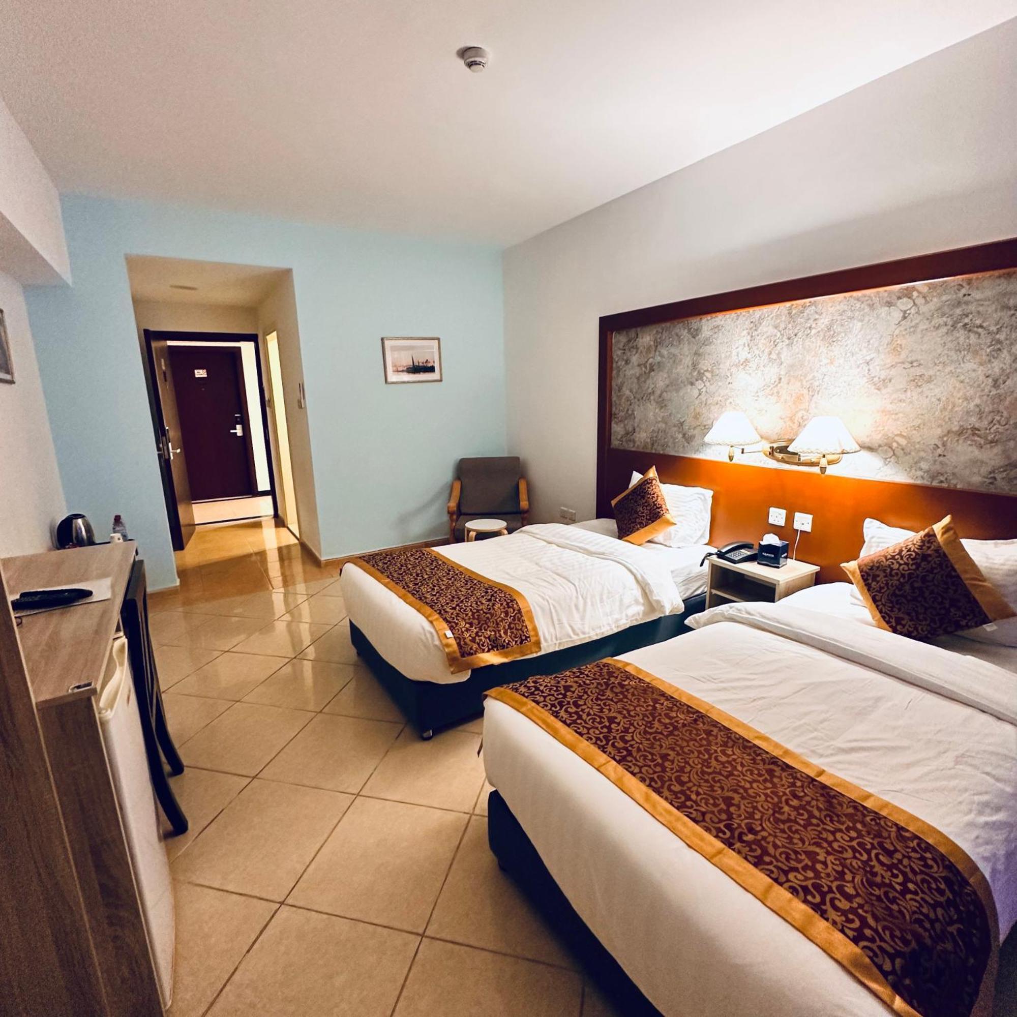 Aquavista Hotel & Suites Aqaba Exterior photo
